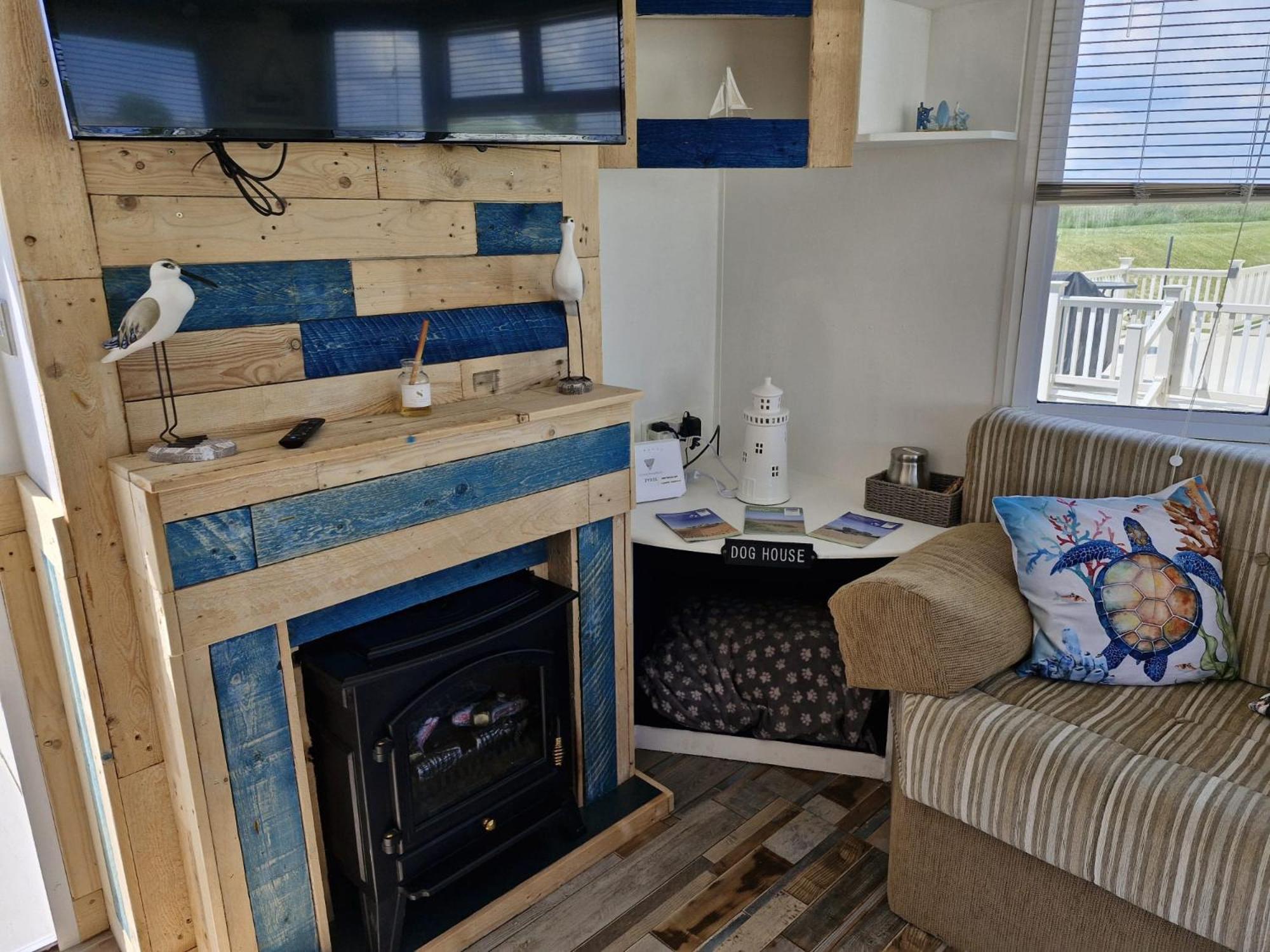 Driftwood Cabin - Dog Friendly Anderby Creek エクステリア 写真